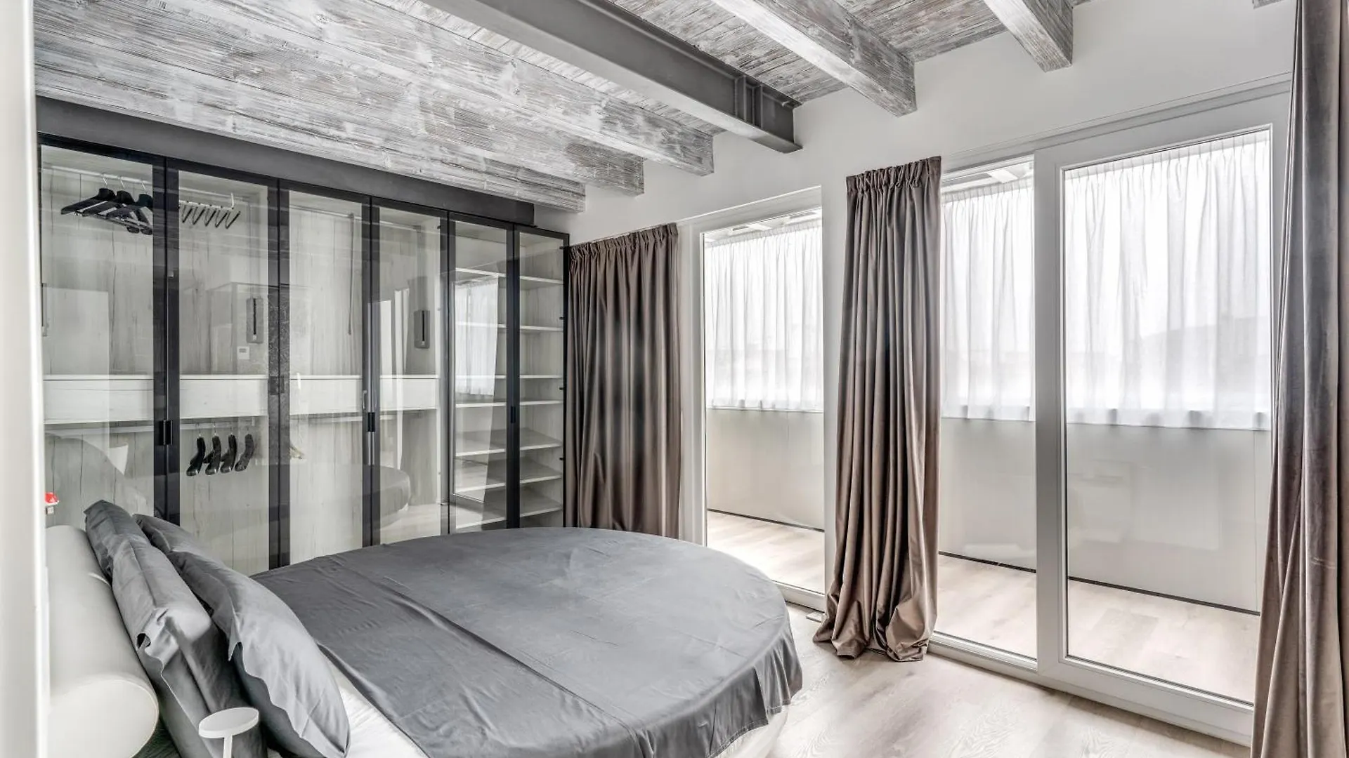 Skyjungle, Luxury Penthouse Private Pool And Spa Milan